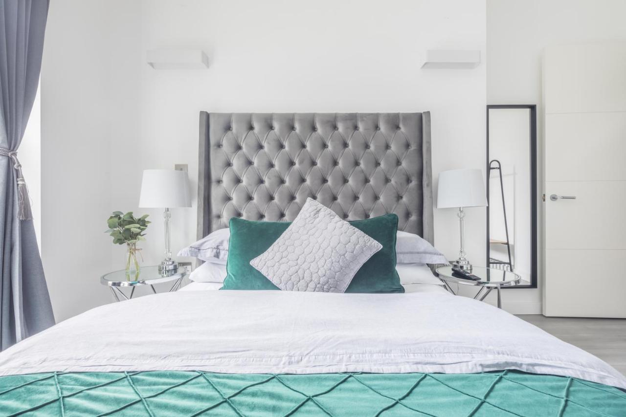 Elegant Apartment Милтън Кейнс Екстериор снимка