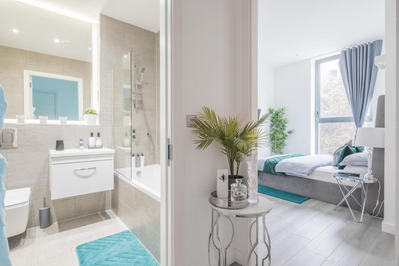 Elegant Apartment Милтън Кейнс Екстериор снимка